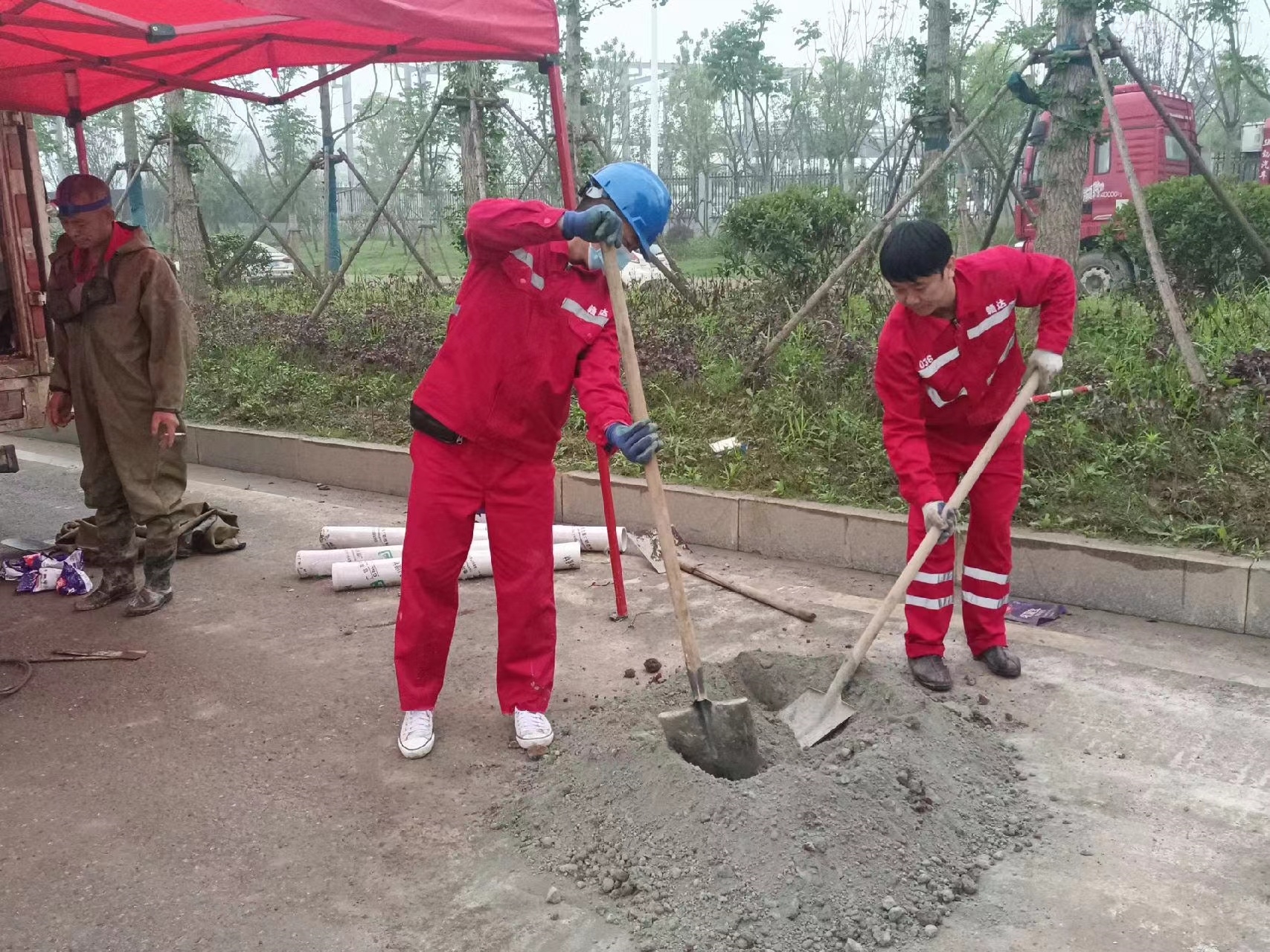 诸城管道疏通哪家好】及时进行市政管道清淤